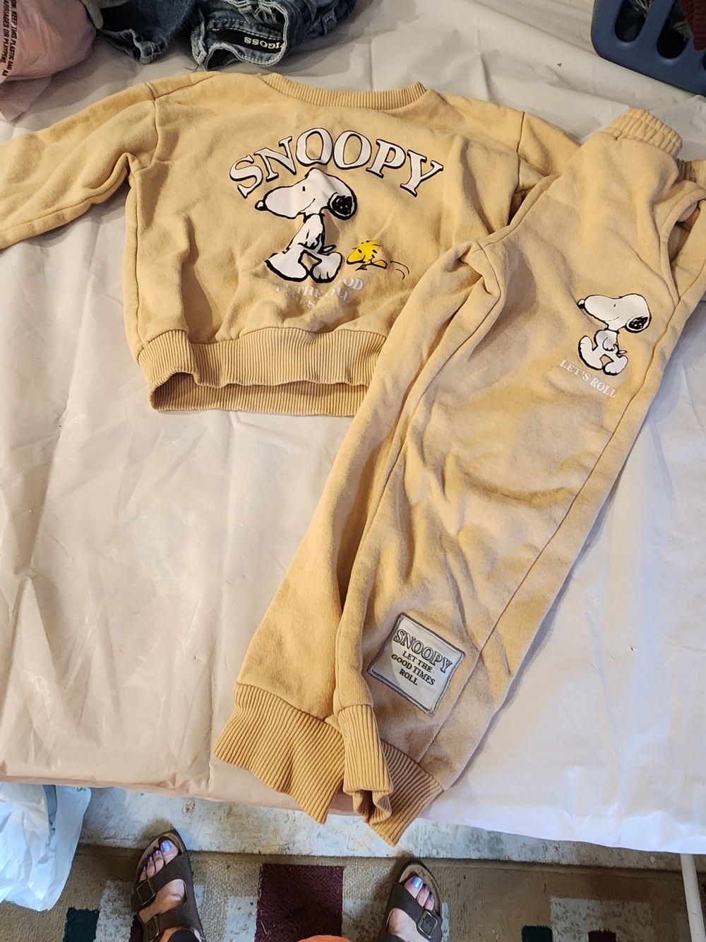Kids' Yellow Sweatshirt & Jogger Set